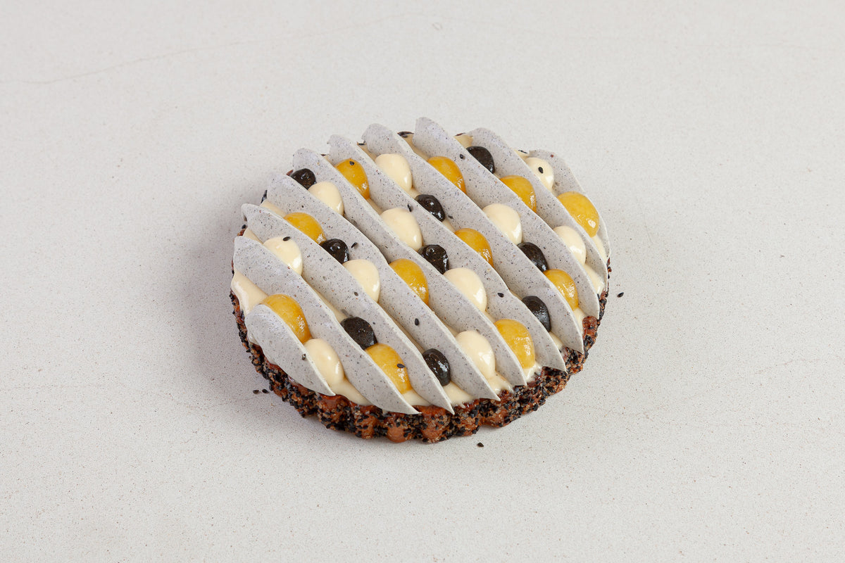 Tarte citron kalamansi sesame noir